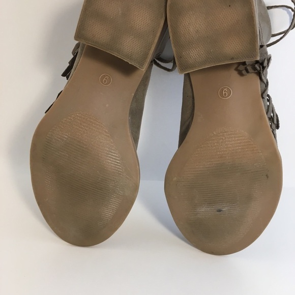 Qupid Gray Gladiator Stacked Block Heels Shoes Size 9 With Long Strings Tie - Picture 13 of 13